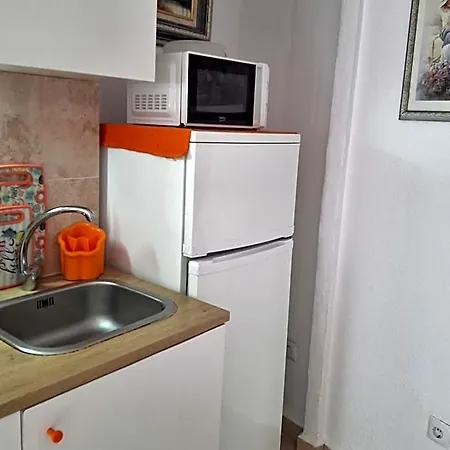 מלון Orange 3*